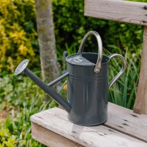 Metallinen kastelukannu, 4,5 l, viileän harmaa